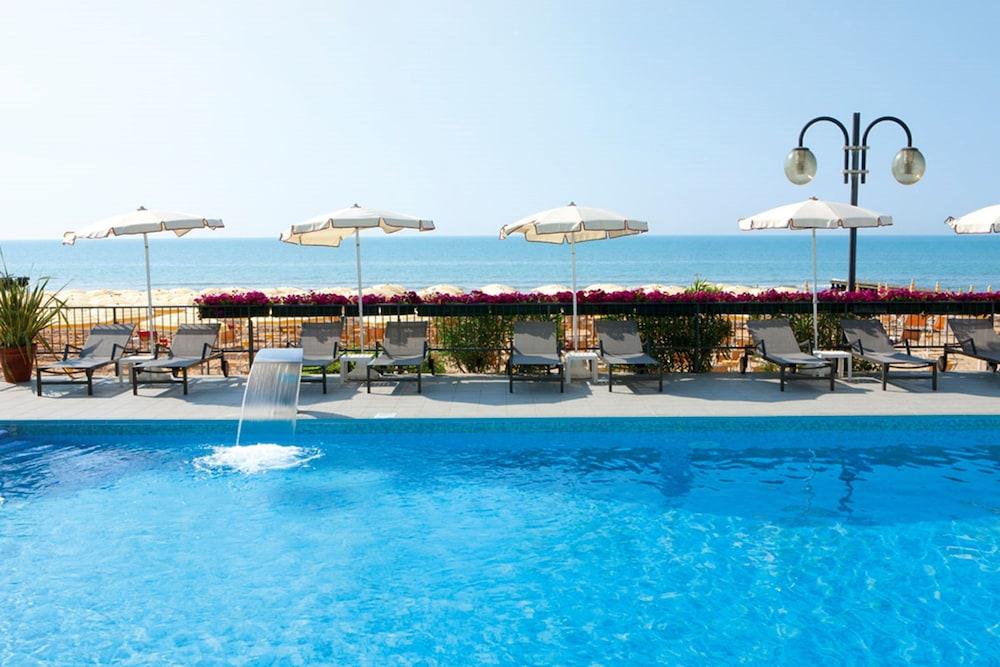 Victoria Frontemare Beach & Spa Hotel Jesolo Eksteriør billede