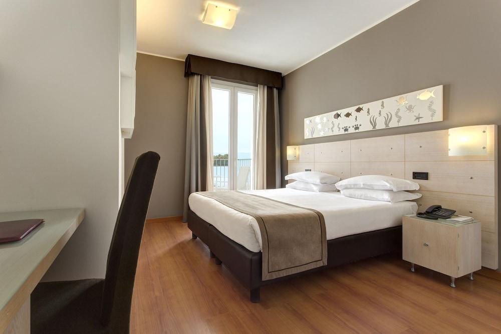 Victoria Frontemare Beach & Spa Hotel Jesolo Eksteriør billede