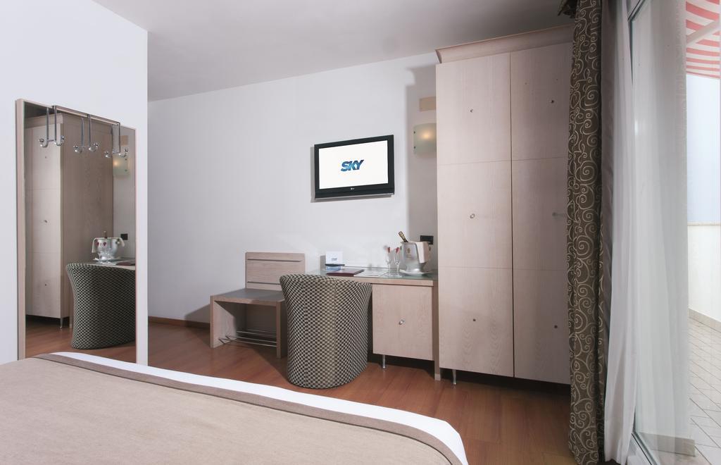 Victoria Frontemare Beach & Spa Hotel Jesolo Eksteriør billede