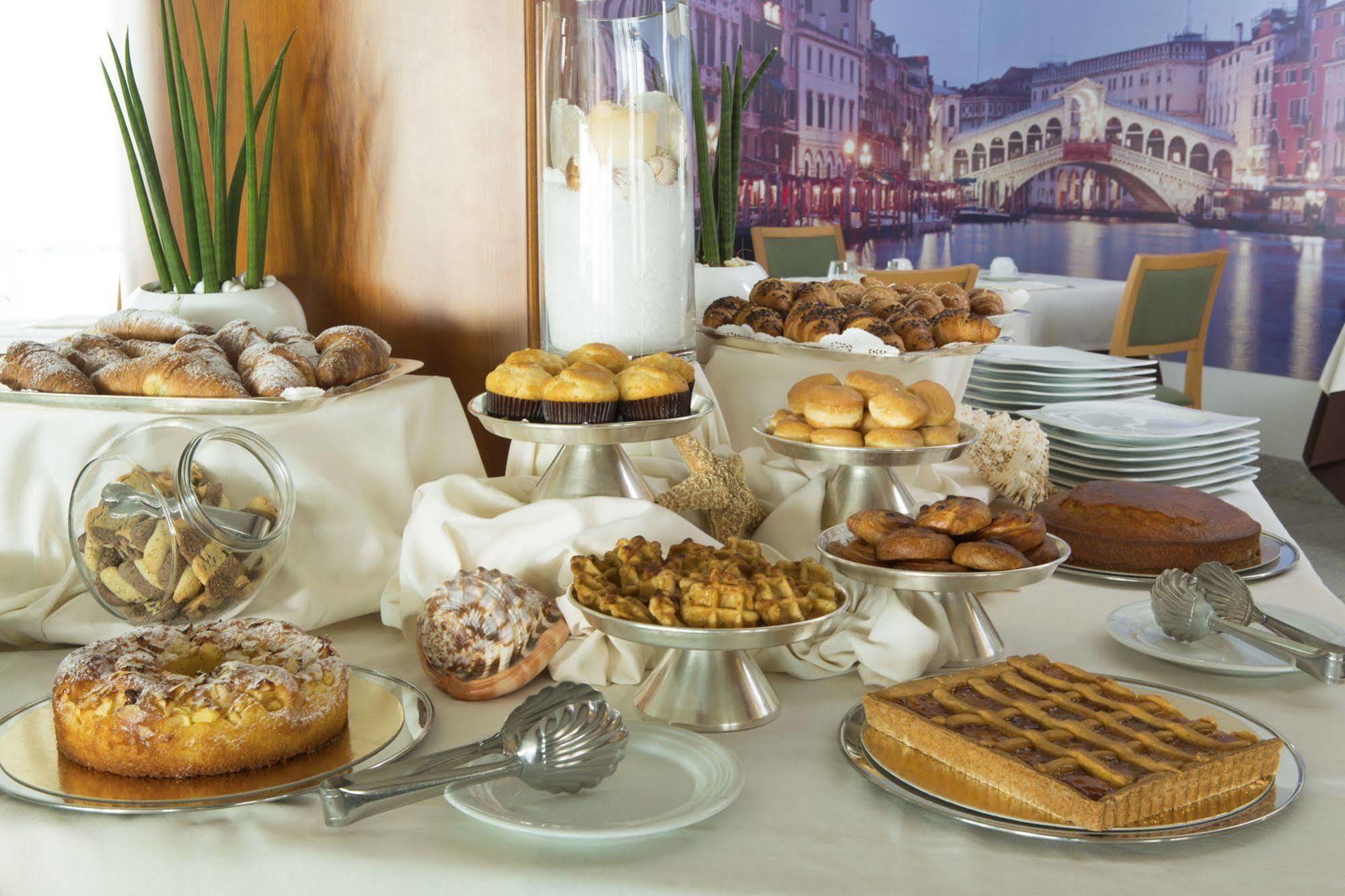 Victoria Frontemare Beach & Spa Hotel Jesolo Eksteriør billede